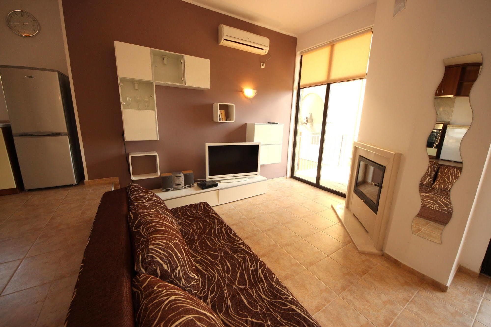 Menada Sunny Hill Villa Koșarița Exterior foto